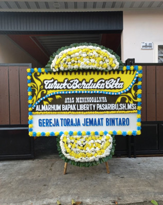 Papan Bunga Duka di Serambakon