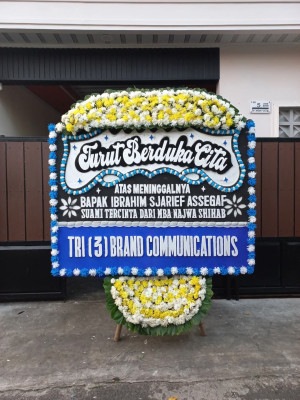 Papan Bunga Duka di Serambakon
